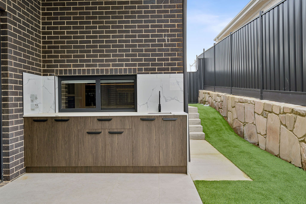 Deakin Heritage Renovation